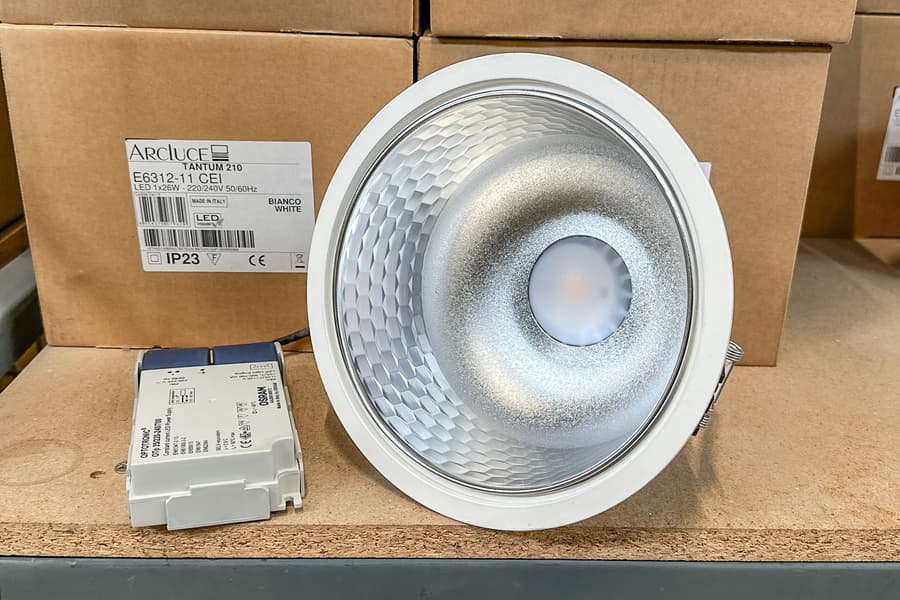 LED EinbaustrahlerTANTUM210 26W LED 3K 80°